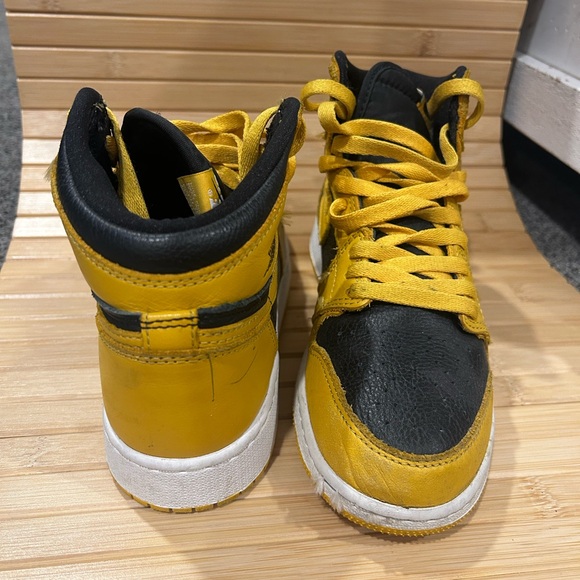 Jordan 1 mid “Taxi” size 6y - Picture 4 of 7